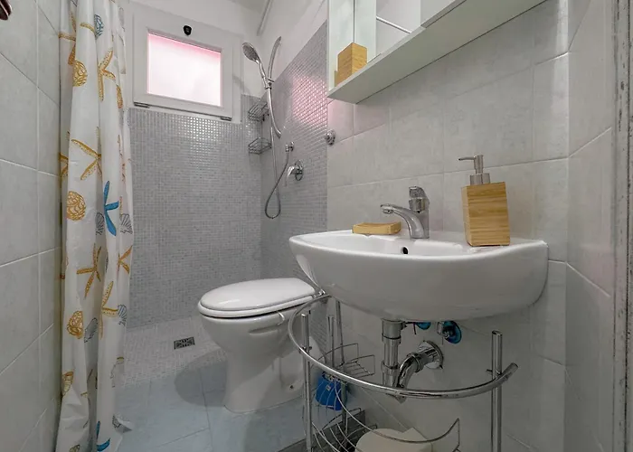 Center - Wi-fi & Private Parking By Host Hero Apartament Stintino