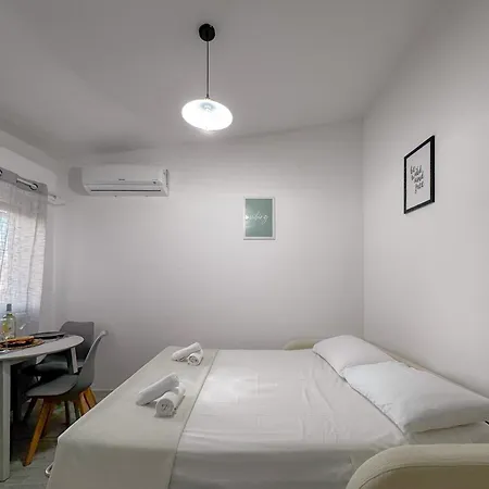 Center - Wi-fi & Private Parking *
