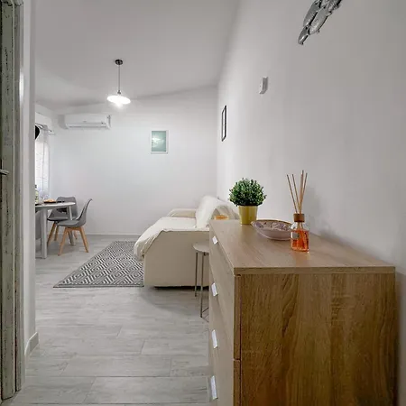 Center - Wi-fi & Private Parking Stintino